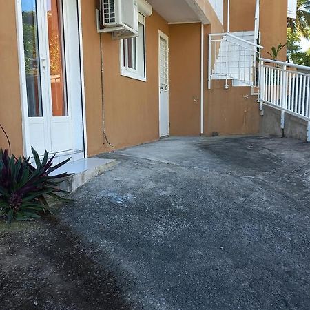 Charmant petit T2 dans maison Vieux-Bourg Extérieur photo